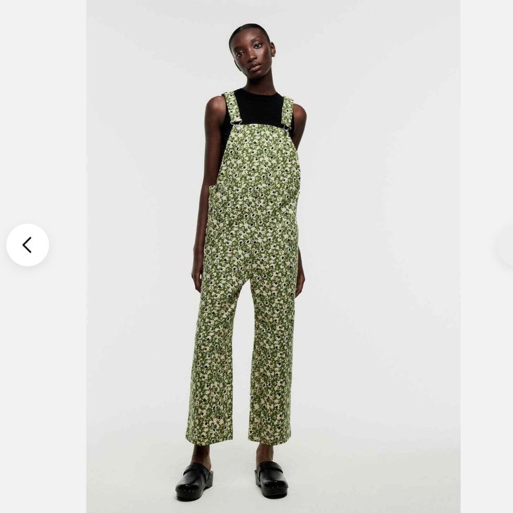 ZARA green floral printed  overalls size extra small will fit up to medium